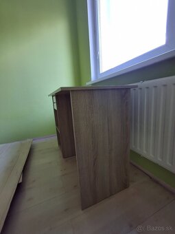 Pisaci stol - 2