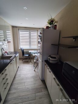 Predám 3 izbový byt 74 m2 , ulica Michalská, obec Hlohovec - 2