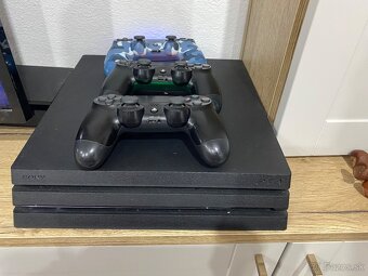 Ps4 pro 1TB - 2