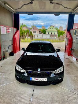 BMW F32 440I - 2