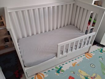 Detska postielka a prebalovaci pult (komoda) - 2