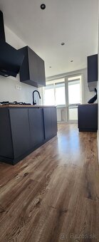 Ponúkame na predaj 2 izb.byt na sídlisku III. - 2