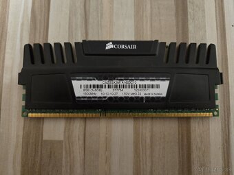 Pamat DDR3 8GB 1600MHz Corsair Vengeance - 2