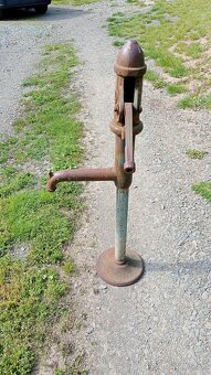 Ručná pumpa na vodu - 2