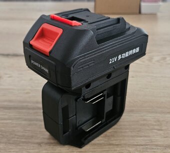 Špeciálny adaptér na stroj a batérie MAKITA. - 2