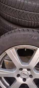 Zimna sada R 18 235/55 R 18 - 2