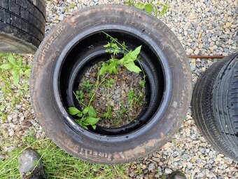 Predam letné gumy 215/55 R17 Pirelli - 2