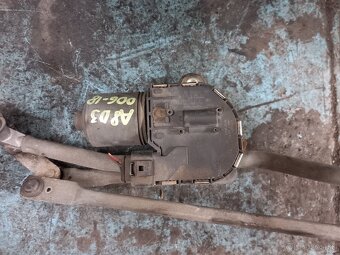 Mechanizmus stieračov Audi A8 D3 - 2