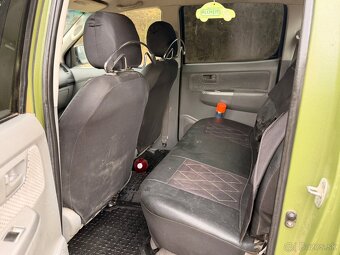 Toyota Hilux - 2