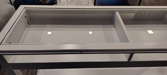 Konzolovy stolik - 2