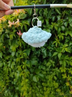 Predávam prívesky - 2