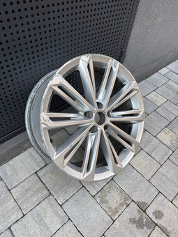 VW Verona r19 - 2