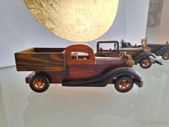 Predam modely starodavnych aut, drevo rucna praca - 2