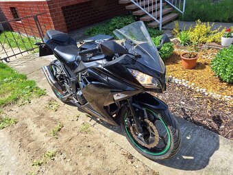 Kawasaki ninja 300 - 2