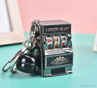 Kľučenka malý hrací automat - 2