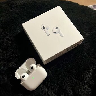Airpods 3 - 2