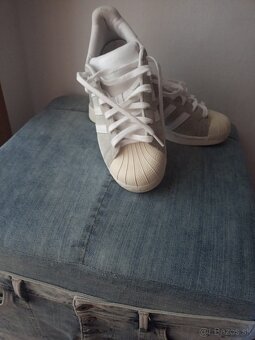 Adidas SuperStar tenisky - 2