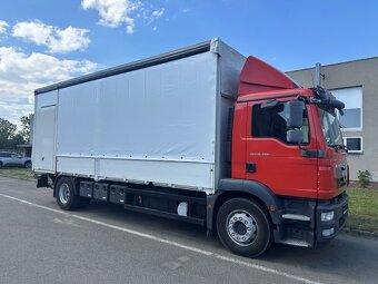 MAN TGM 18.290 se shrnovací plachtou a čelem - 2