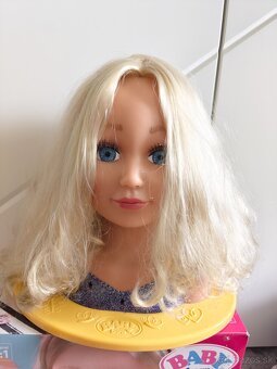 Česacia hlava Baby Born sister - 2