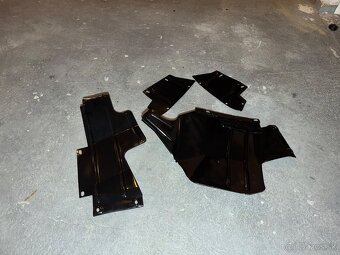 Kryty Motora Škoda 105/120 - 2
