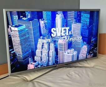 Smart TV Samsung UE32K5672SU - 2