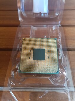 AMD Ryzen 5 5600x - 2