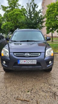 Kia Sportage 2.7 V6 - 2