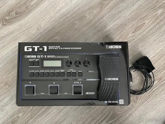 Boss GT-1 Gitarový multiefekt - 2