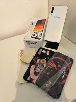 Samsung Galaxy A50 - 2