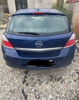 Opel Astra - 2