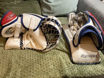 Brankárska lapačka a vyrážačka VAUGHN Velocity SR - 2