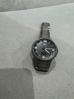 Predám Junghans MEGA - 2