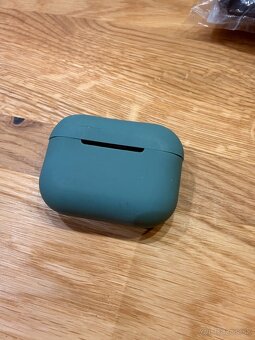 Puzdra Apple Airpods - 2