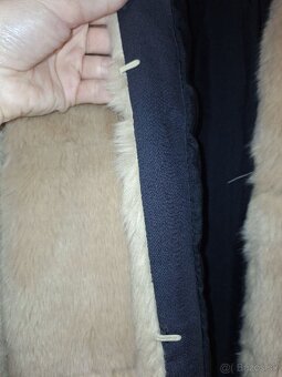 Kožušinový béžový kabát - 2