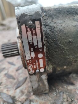 Hydraulické čerpadlo Jihostroj - 2