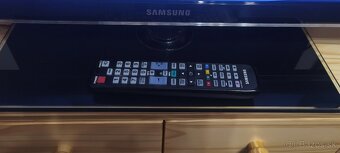 Predám TV Samsung UE40D5000• - 2
