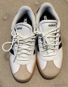 Tenisky adidas na platforme - 2