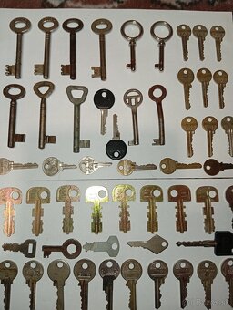 Predám staré kľúče - 2