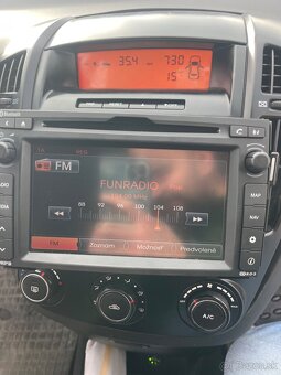 Original autoradio s navigaciou pre KIA CEED 2009- - 2