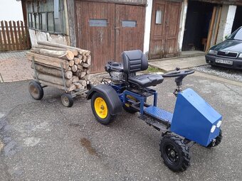 Predám nový doma vyrobený kompaktný traktor - 2