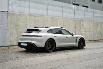 Porsche Taycan Sport Turismo GTS - 2