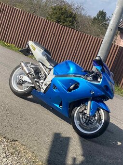 Suzuki GSX-R 600 (2003) - 2