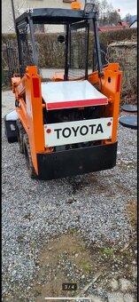 Toyota SDK4 šmykový nakládač - 2