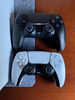 PlayStation 5 digital edition + 2 ovládače - 2