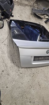 Kufrove dvere octavia 2 sedan pred facelift - 2