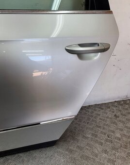 VW Passat B6 kombi ľavé zadné dvere - 2
