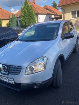 Nissan Qashqai 4x4 2,0 104kW, 1700€ - 2