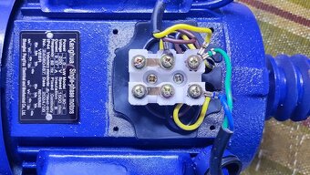 1fázový elektromotor s remenicou 220V 1,5kW 1500ot. - 2
