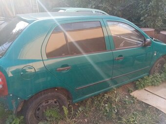 Škoda Fabia na náhradné diely bez papierov. - 2
