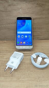 Samsung Galaxy J3 zlatý – super stav - 2